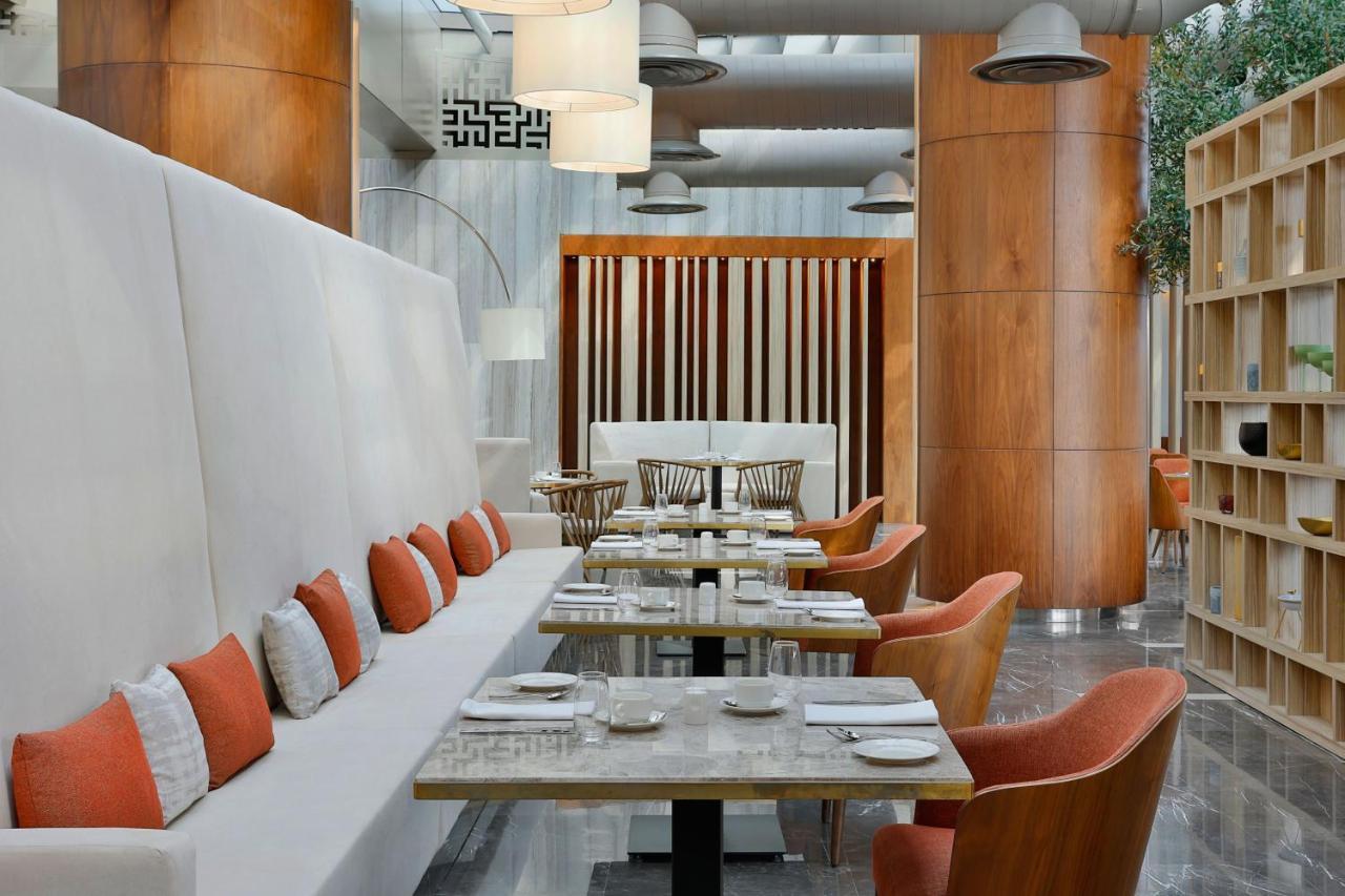 Jeddah Marriott Hotel Madinah Road Jidá Exterior foto Restaurant interior