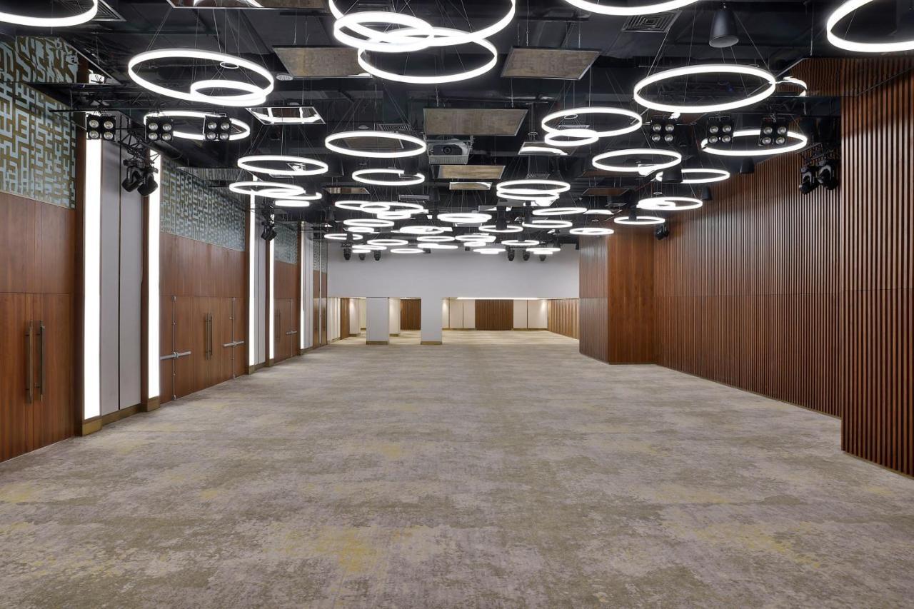Jeddah Marriott Hotel Madinah Road Jidá Exterior foto The interior of the National Cultural Centre