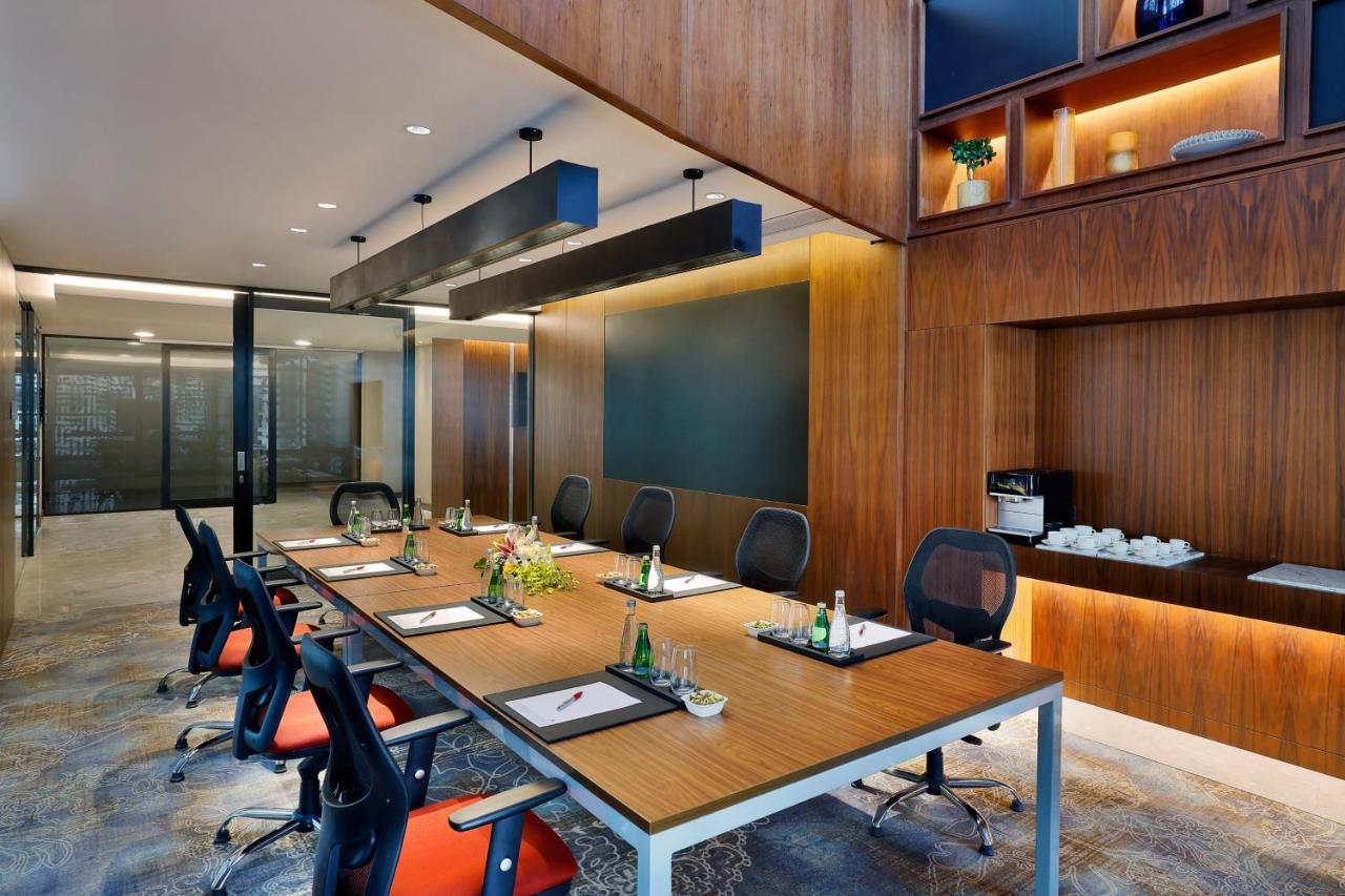 Jeddah Marriott Hotel Madinah Road Jidá Exterior foto Meeting room at the W Sukhumvit